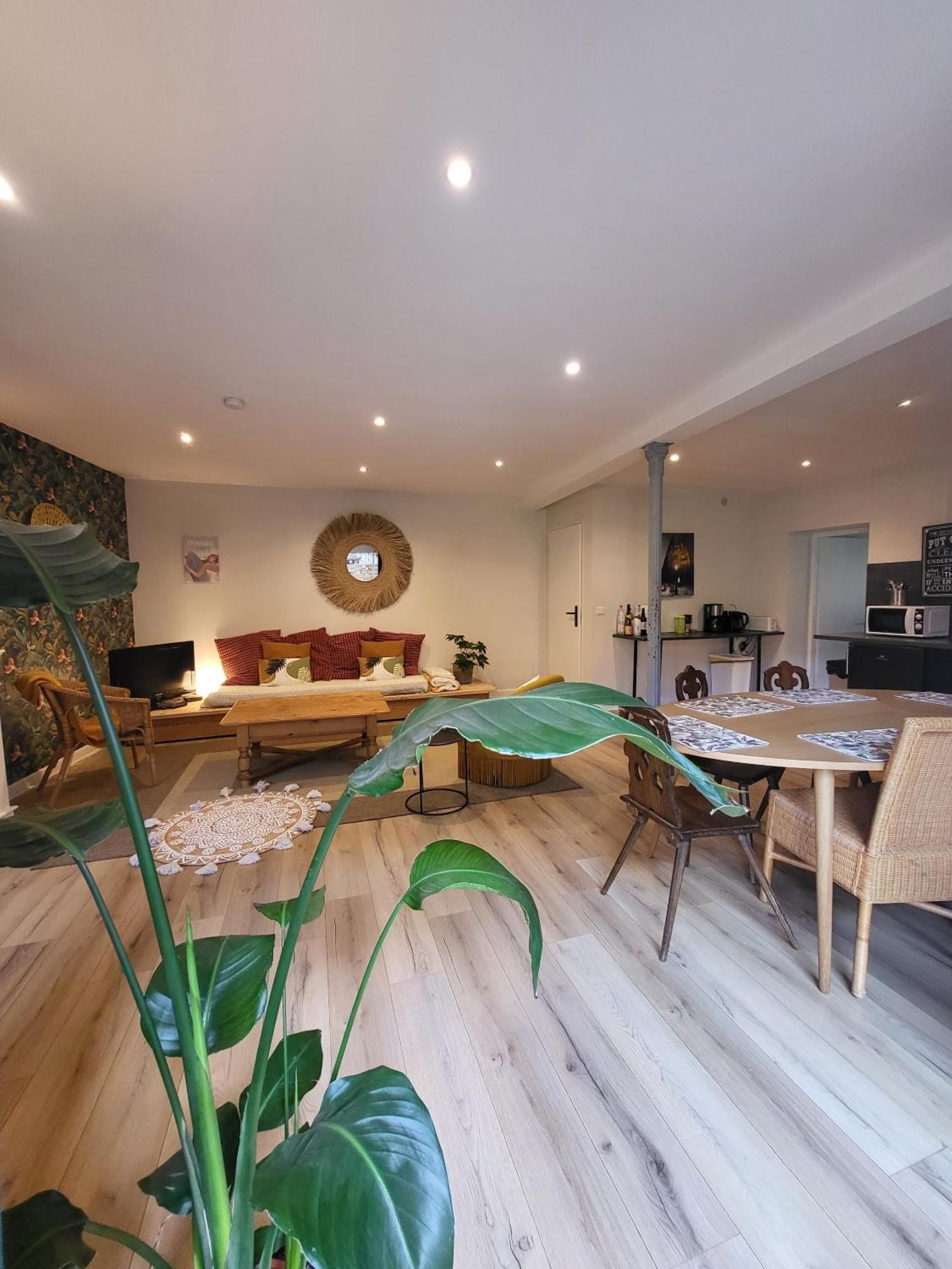 Meubles De Tourisme Griotte Et Cannelle Apartment Bergbieten Екстериор снимка