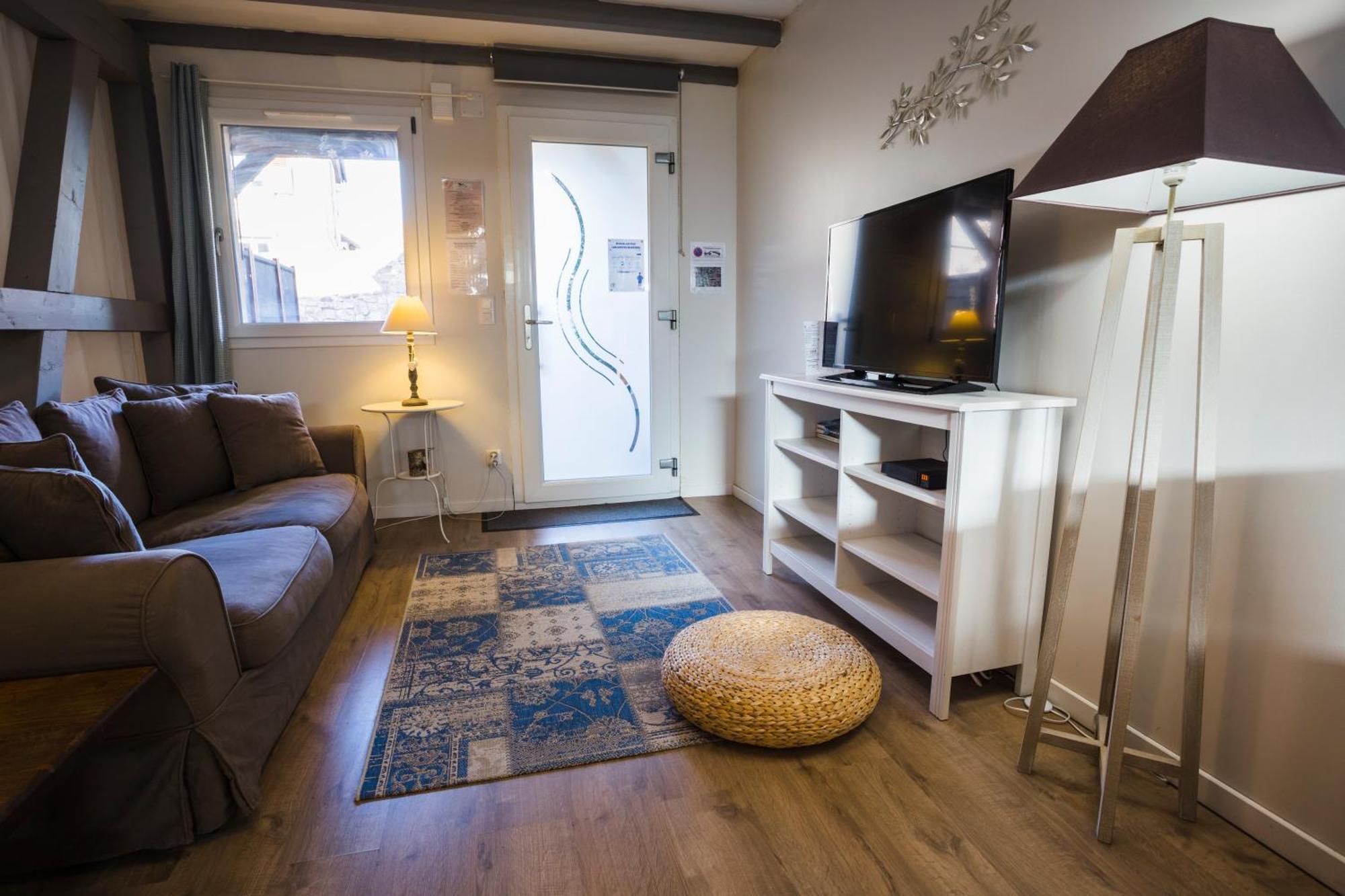 Meubles De Tourisme Griotte Et Cannelle Apartment Bergbieten Стая снимка